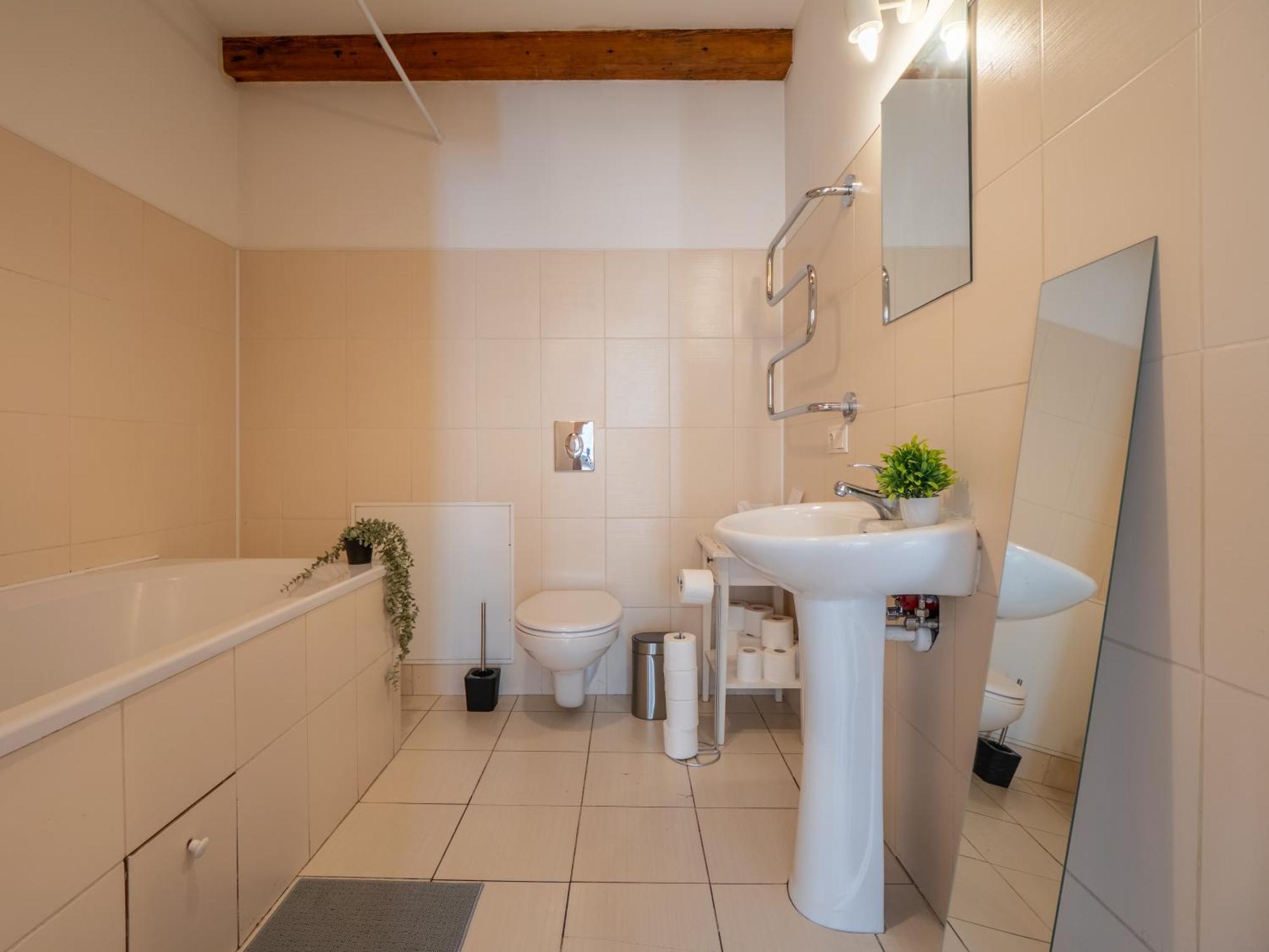 Lägenhet Old Loft, 2br, 7 Guests Riga