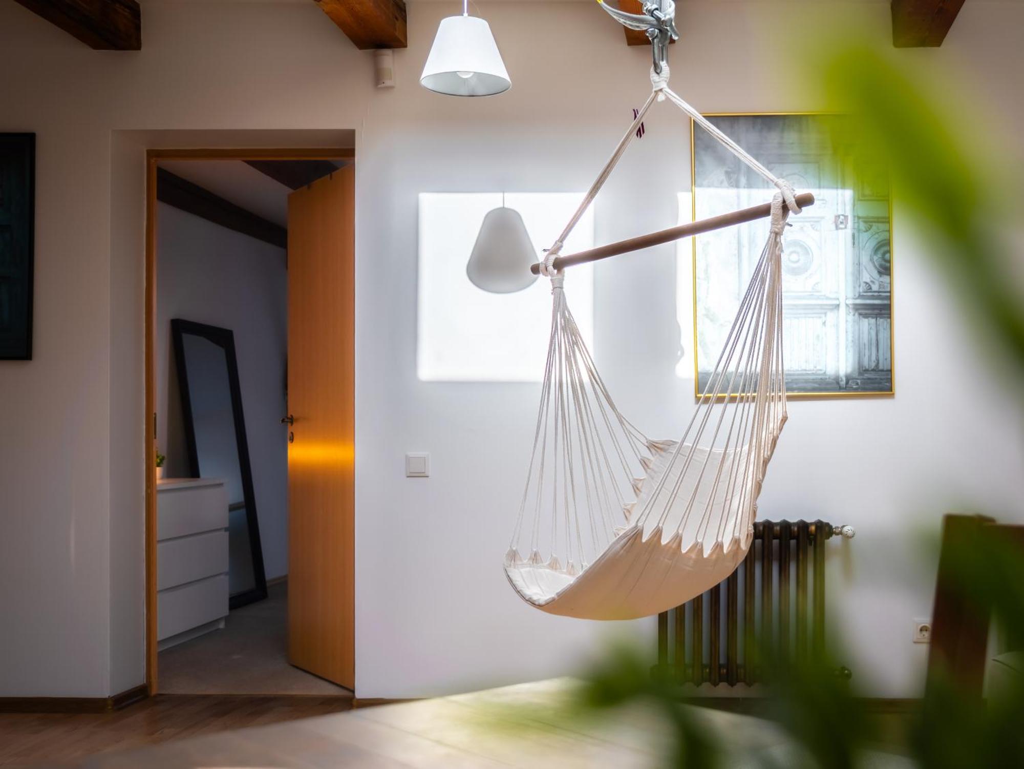 Old Loft, 2br, 7 Guests Lägenhet
